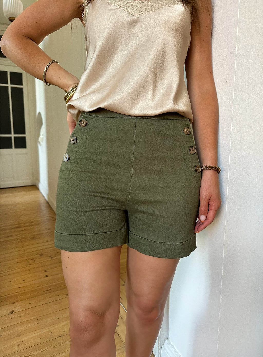 Short Tom Kaki